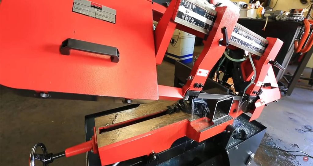 Choosing the right tool for Metal Cutting